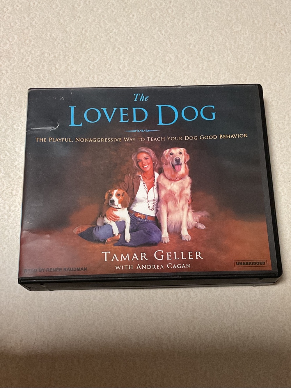 The Loved Dog - Dog Training Audio (Black/Brown Cover)